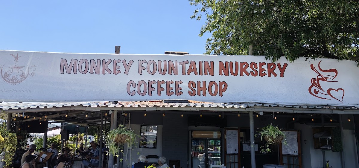 Monkey Fountain Coffee & Pizza